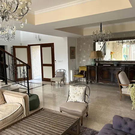 Villa Seaview 6 Bedroom Villa & Private Pool *